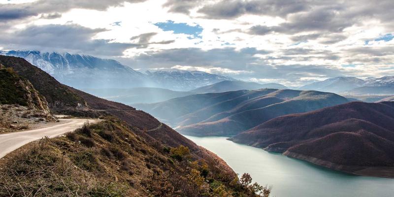 郑州职场妈妈穿搭指南：兼顾亲子、美容与健康的通勤时尚法则